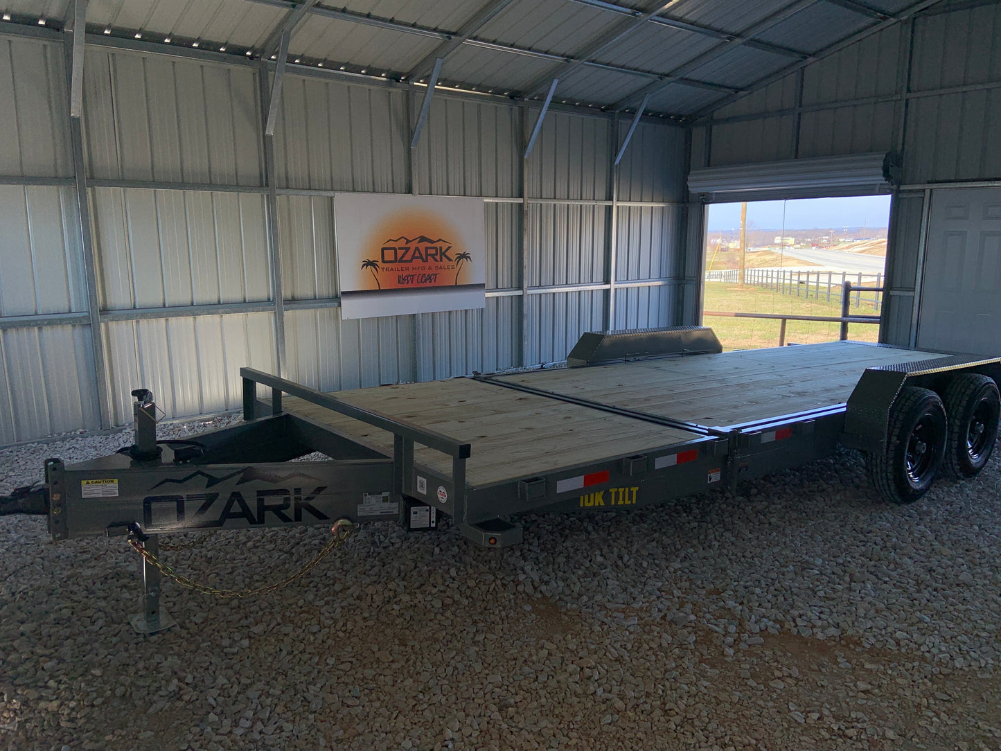 2026 Ozark 82x22 10k Tilt
