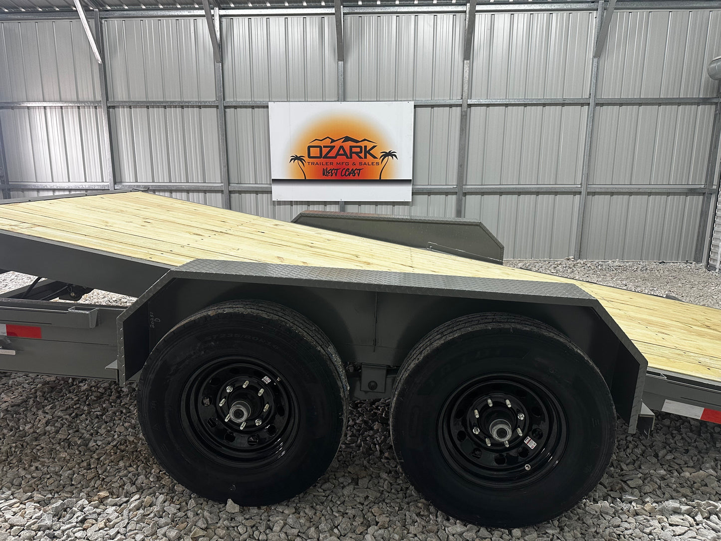 2026 Ozark 82x22 16k Tilt #20257