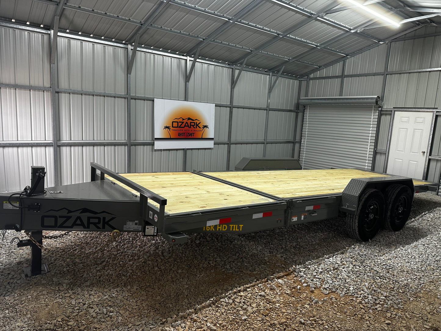 2026 Ozark 82x22 16k Tilt #20257