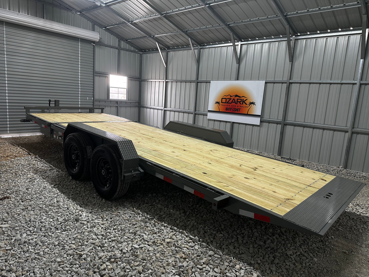 2026 Ozark 82x22 16k Tilt #20257
